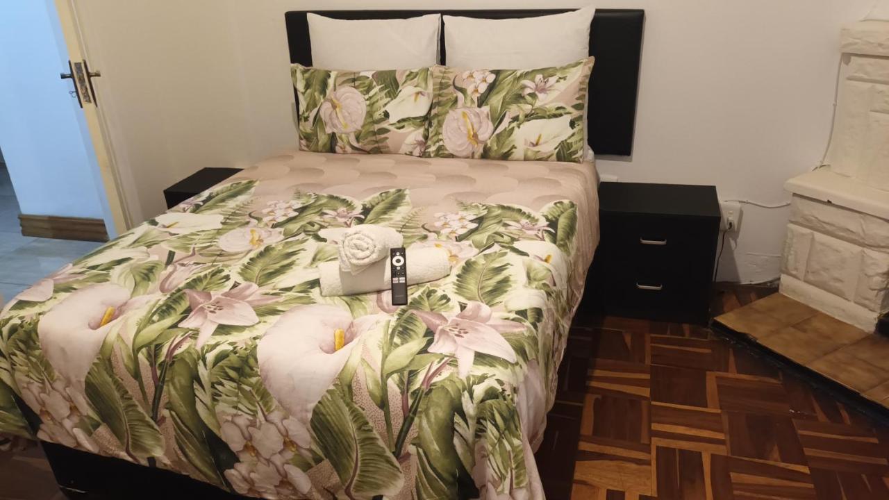 Appartement Bertha'S Place à Pretoria-Noord Extérieur photo
